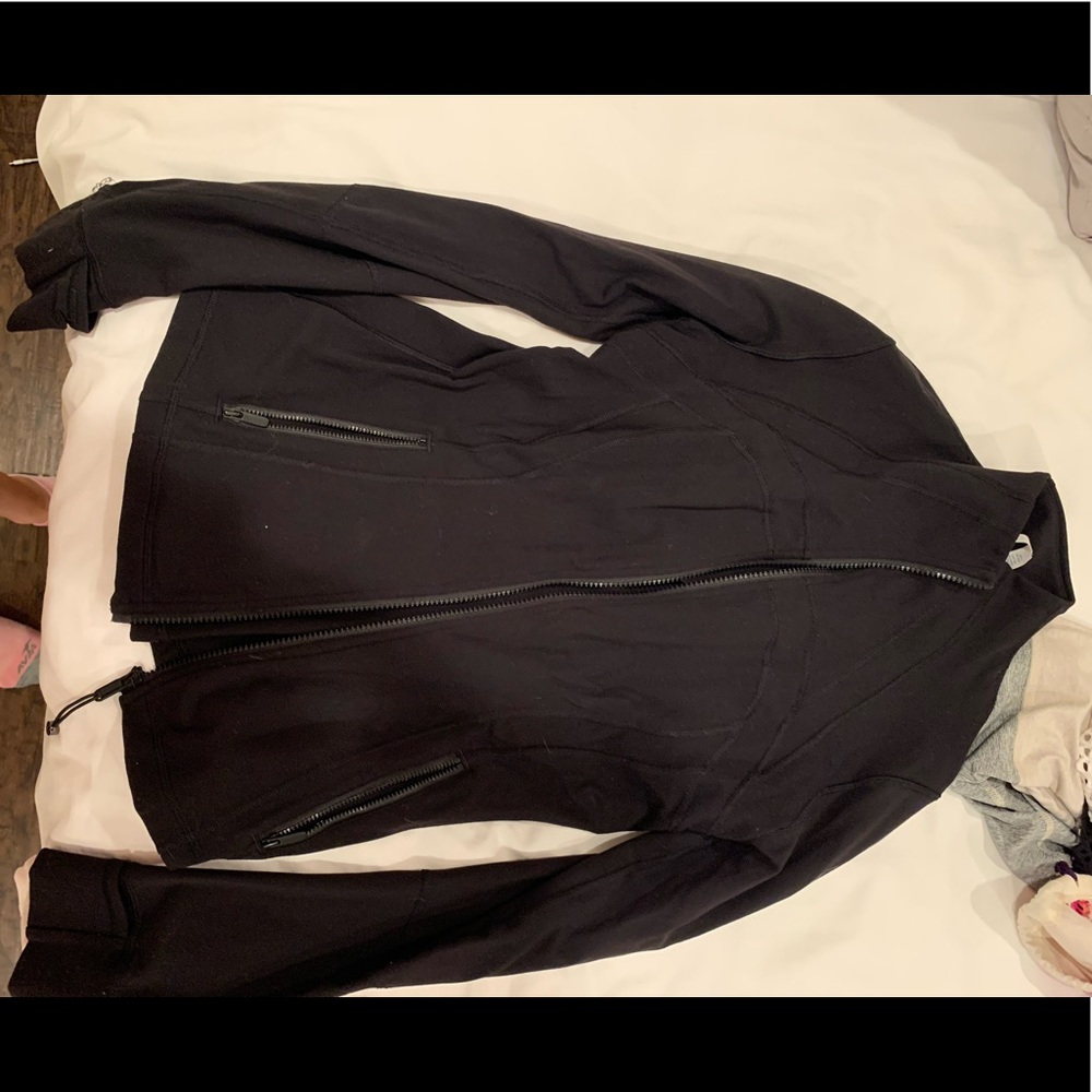 LULULEMON DEFINE JACKET